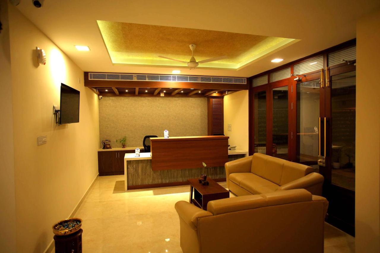 Hotel Kira Palace Residency Ernakulam Exteriér fotografie