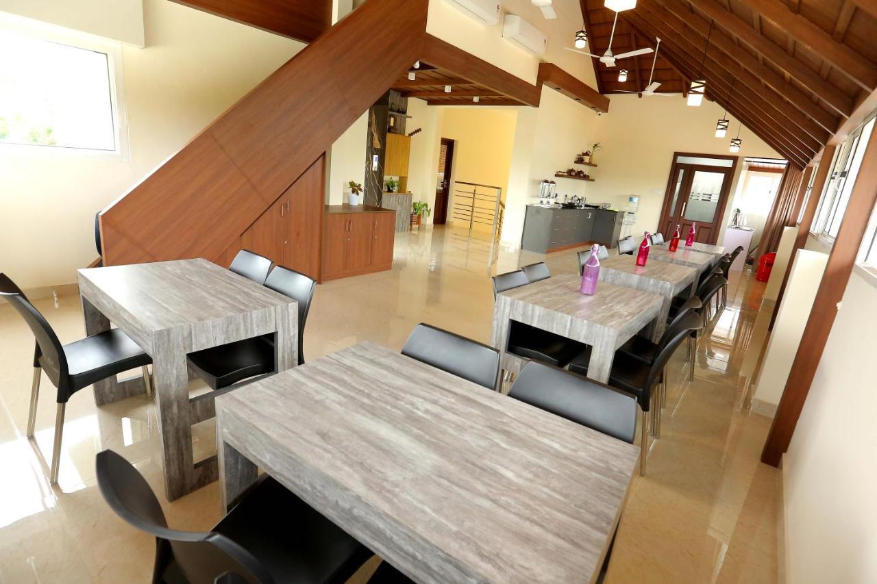 Hotel Kira Palace Residency Ernakulam Exteriér fotografie