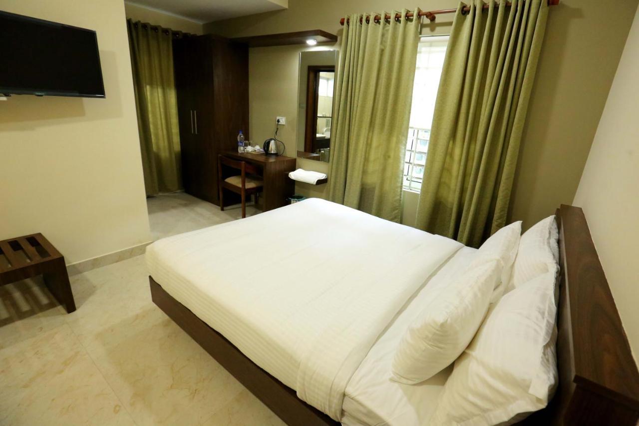 Hotel Kira Palace Residency Ernakulam Exteriér fotografie